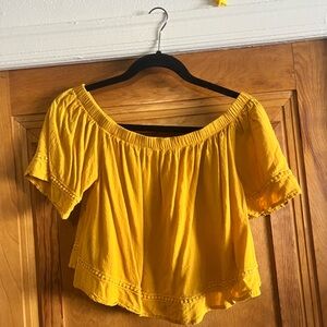 EXPRESS Yellow Off-Shoulder Crop Blouse NEVER WORN
